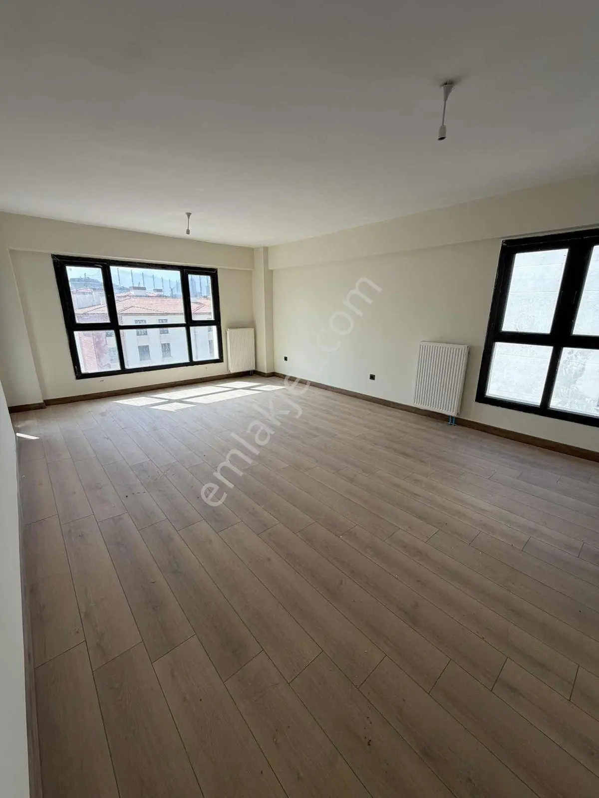 Ataşehirde Site İçinde Sıfır 3+1 Otoparklı, Modern Yaşam