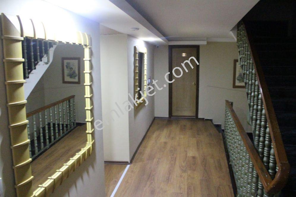 Antalya Çarşı Merkezi Kapalı Yolda Günlük Daire - Görsel 3