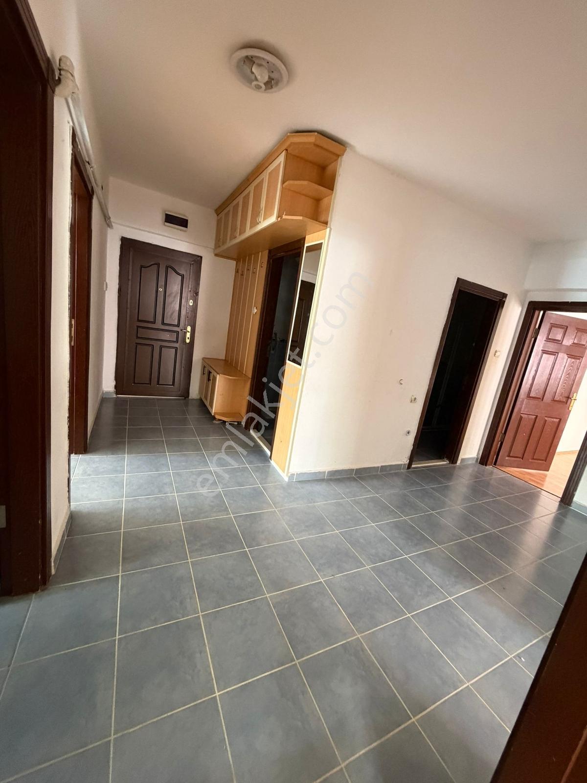 Mes Emlak'tan Tugay Yanı 3+1 Masrafsız Kiralık Daire - Görsel 10