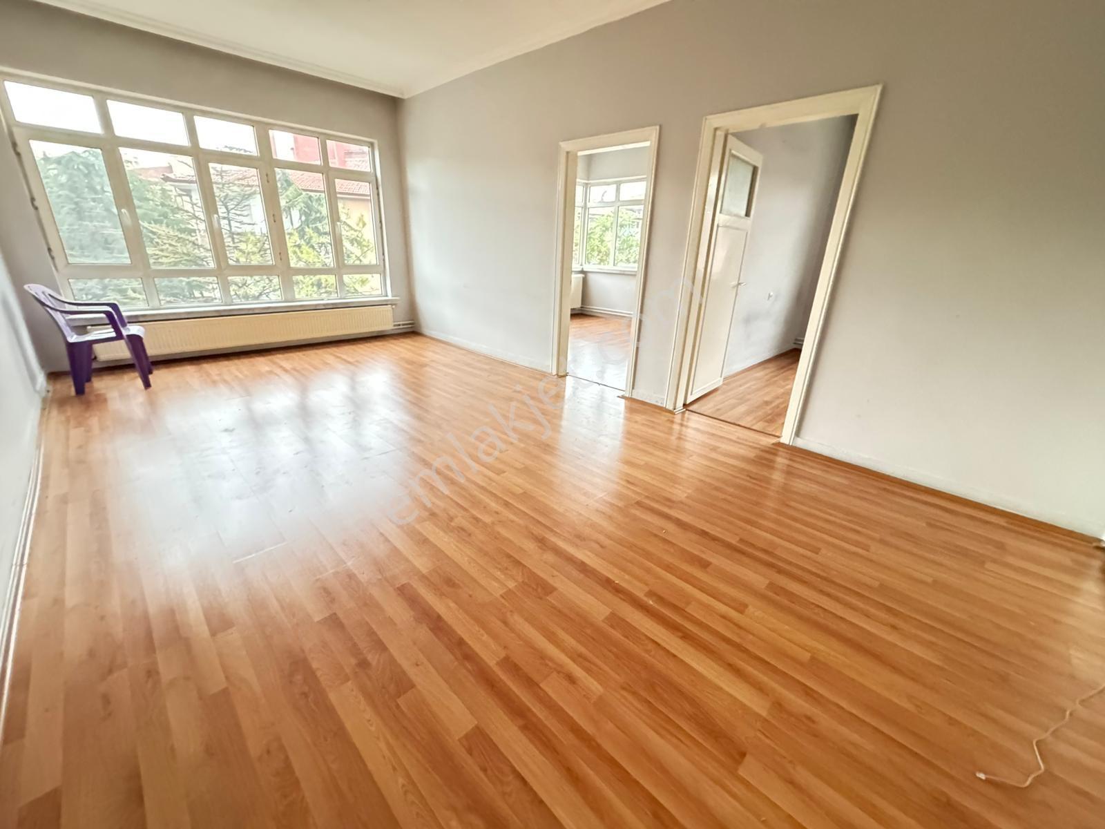 Lider Emlak'tan Malazgirt Caddesi Üzerinde 3+1 Kiralık Daire - Görsel 27