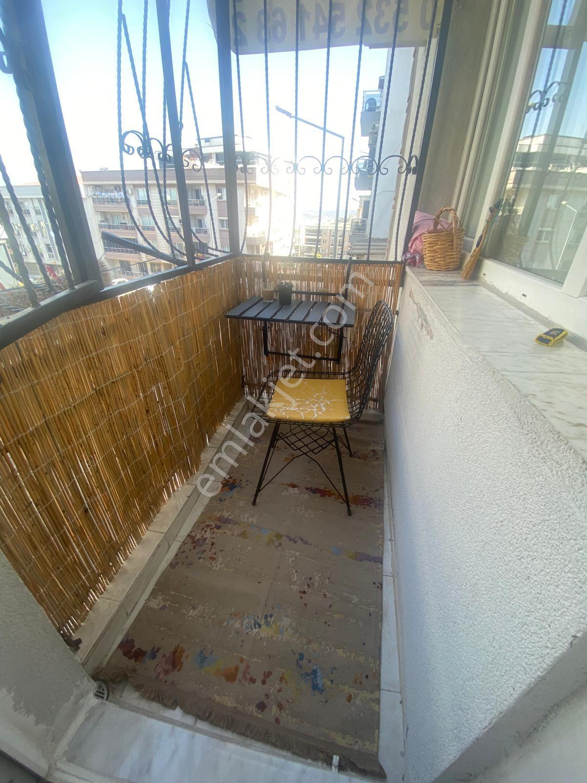 Demetten Geniş 2+1 Önü Açık Balkon Doğalgaz Arakat Satılık Daire - Görsel 13