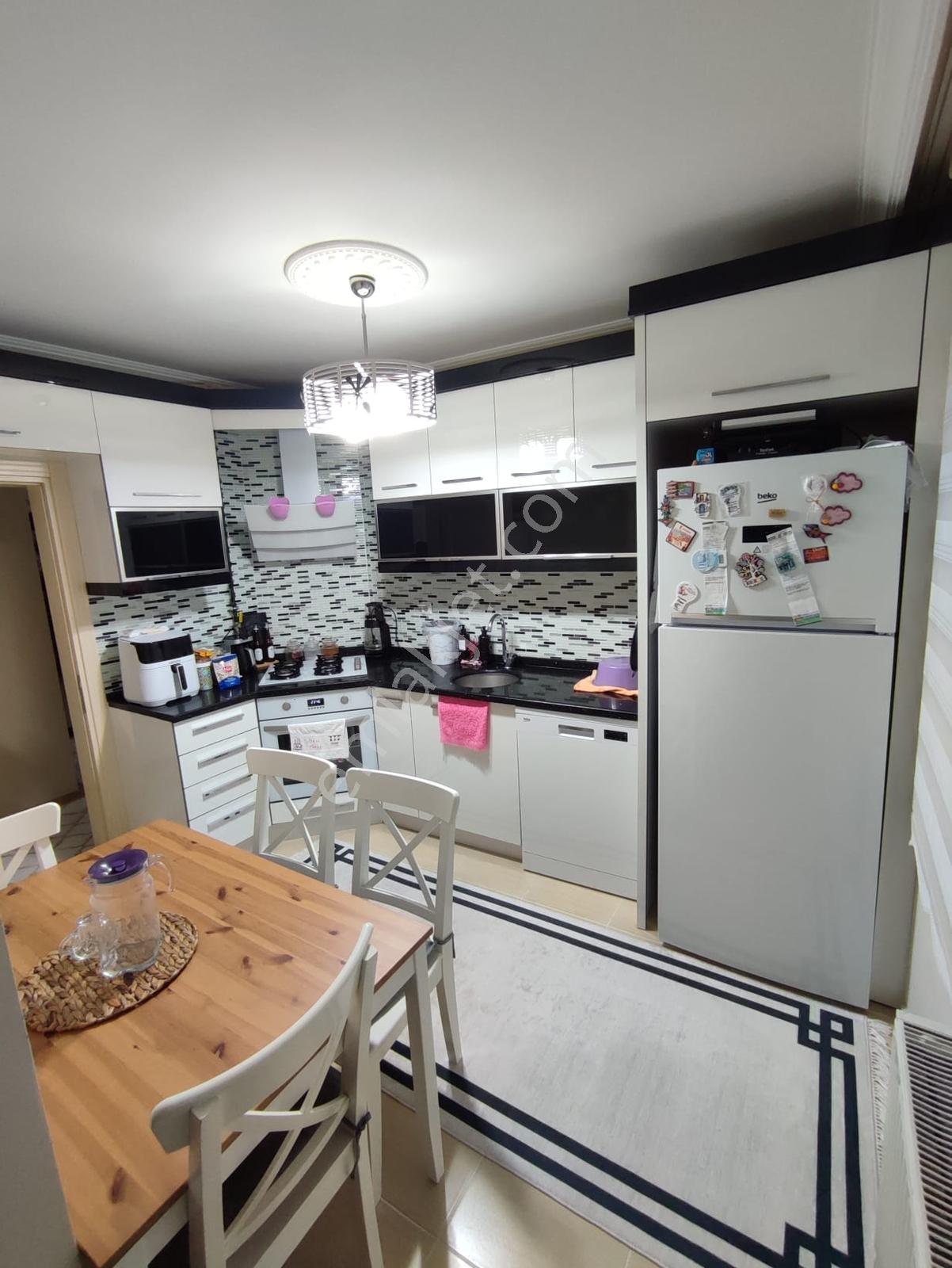 Satılık 3+1 Ara Kat Masrafsız 120 M2 Daire - Görsel 23