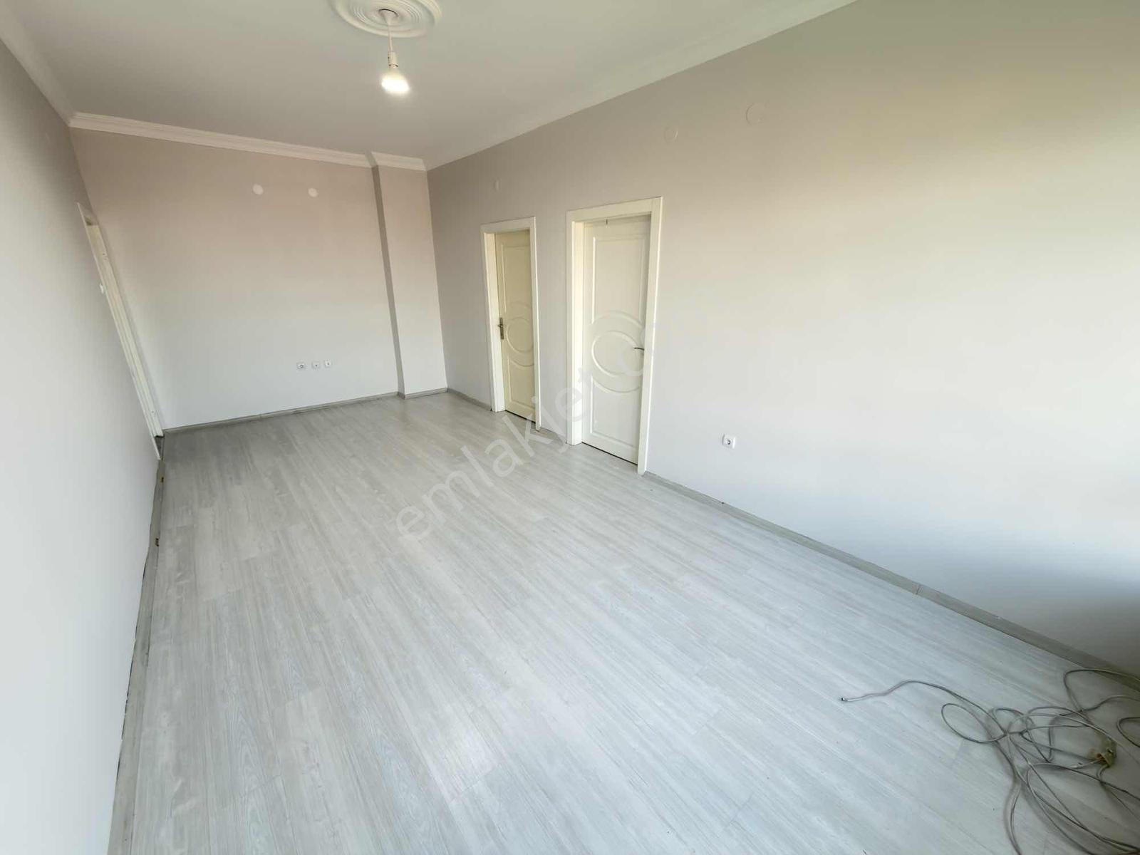 Oğulbey'den Aşağı Eğlencede 3+1 Yapılı Orta Kat Ankara Manzaralı - Görsel 21