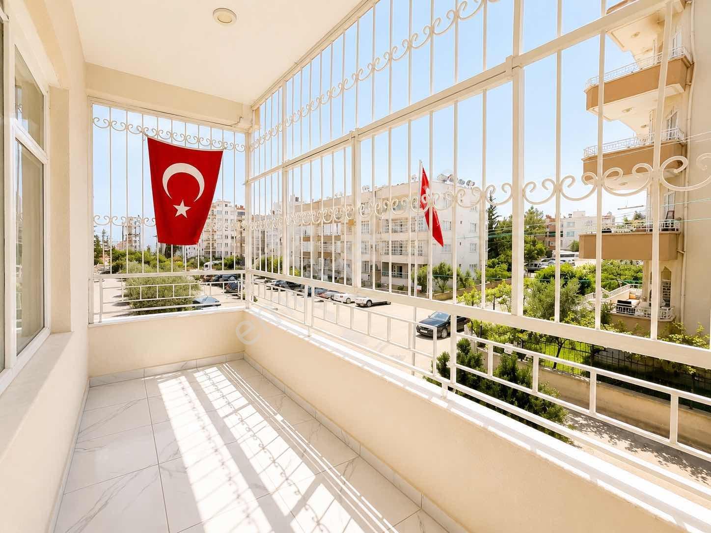 Aktiften Ana Cadde Üzerinde Güney Cepheli 3+1 - Görsel 15