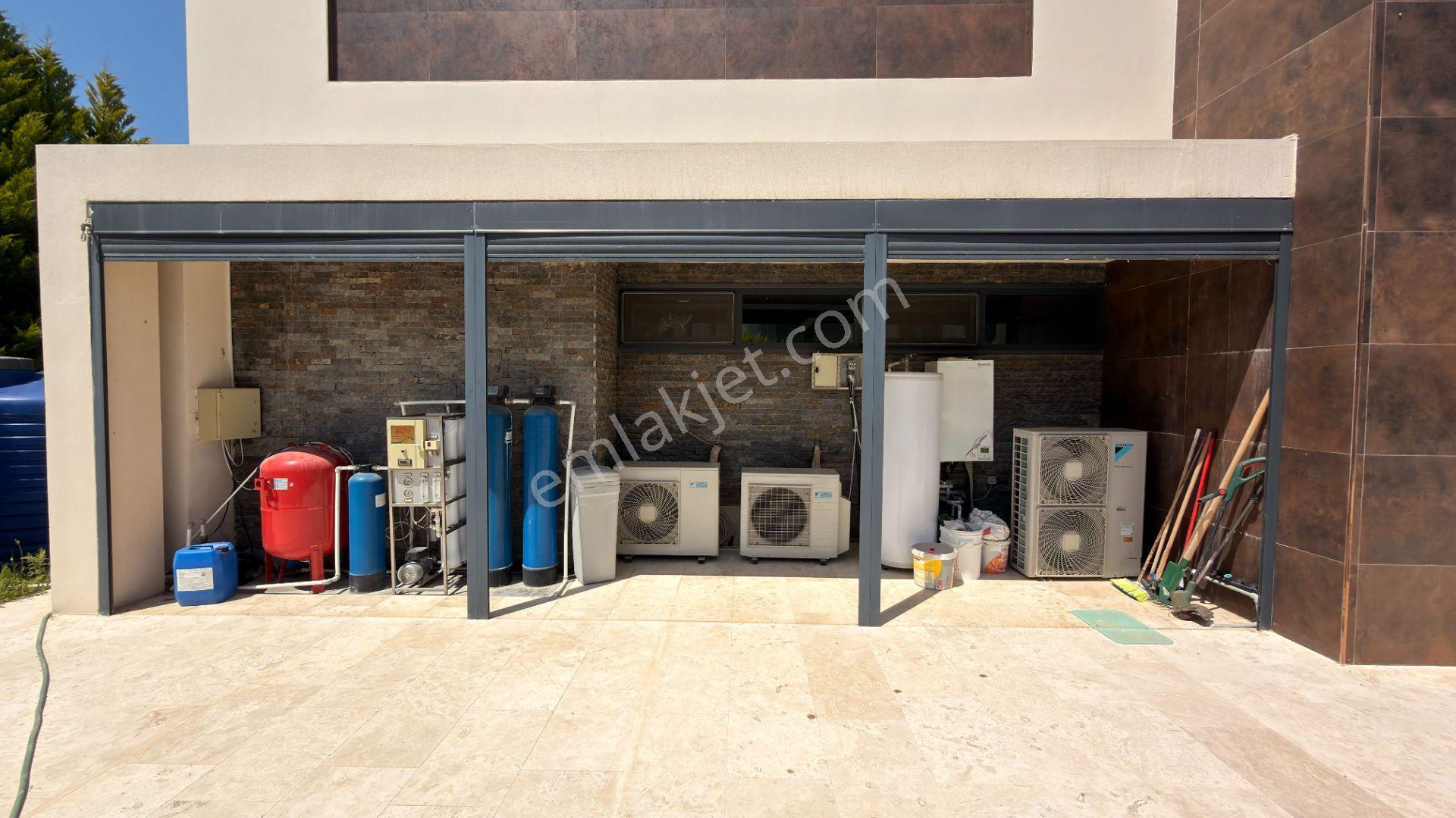 Kuşadası Karaova'da Müstakil Parsel Özel Havuzlu 5+1 Lüks Villa - Görsel 11