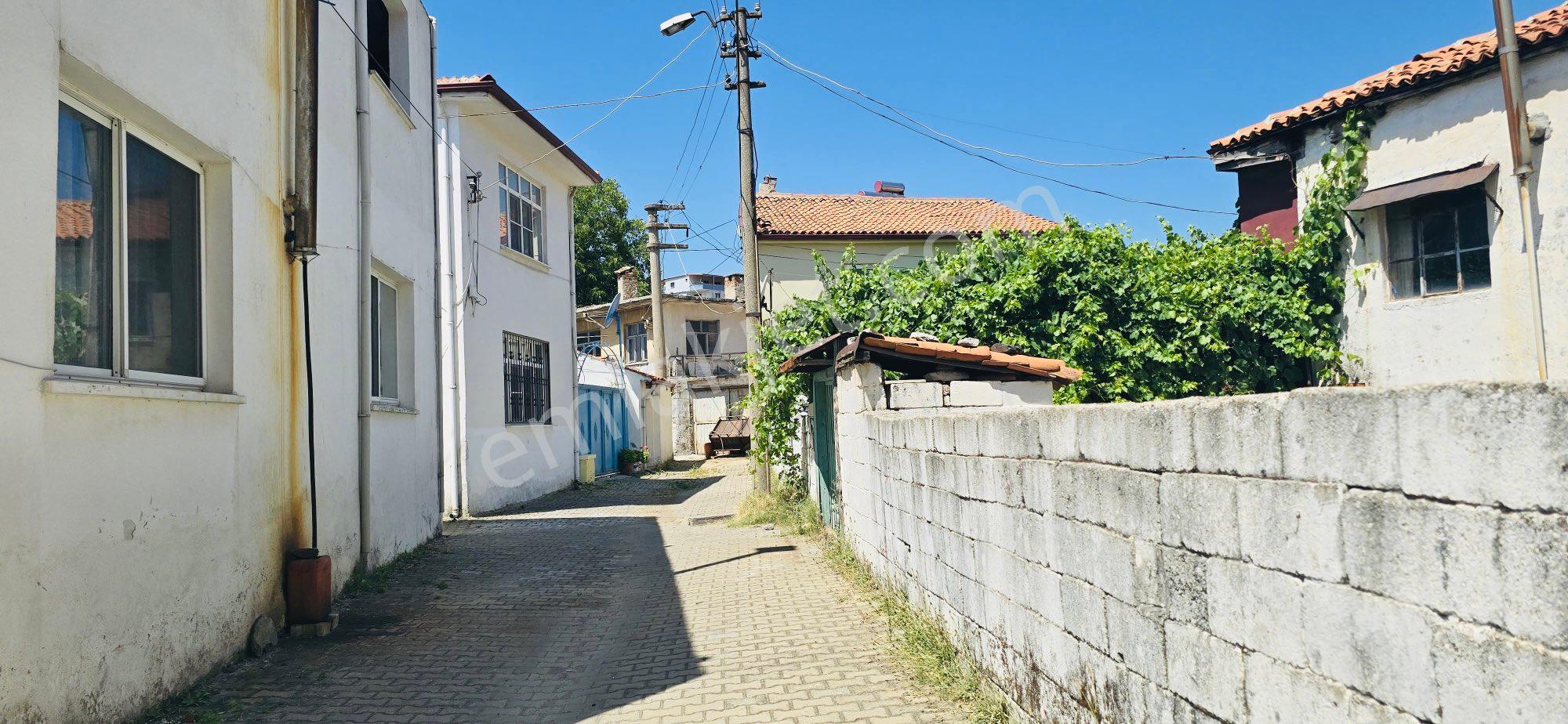 Muğla Menteşe Yeşilyurt Mah. Satılık Müstakil Bahçeli Ev