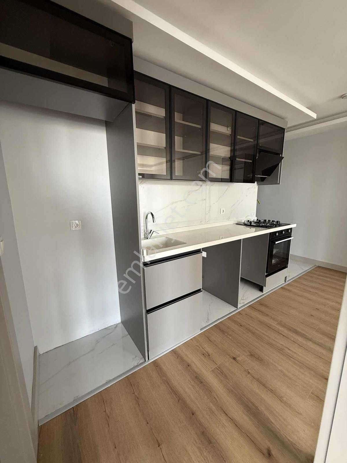 Yıldız İlkbahar Mahallesi Lüks Yerden Isıtma 1+1 Kiralık Daire - Görsel 16