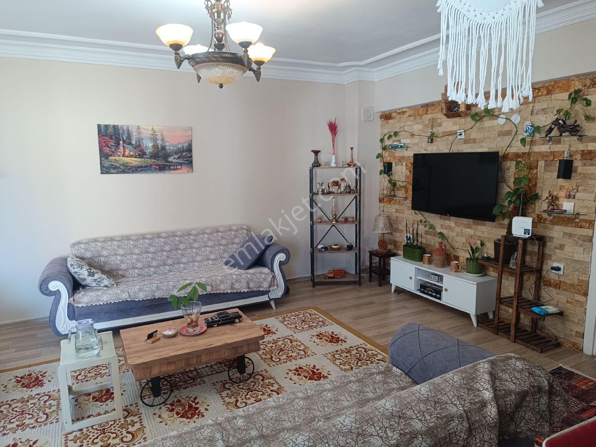 Kuşadası Merkezi Konum 3+1 Doğalgazlı - Görsel 7