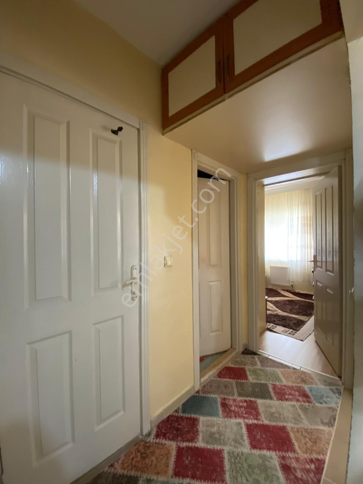 Doğar'dan Satılık 2+1 Ön Sıra Üniversite Tokide Bakımlı Daire - Görsel 9