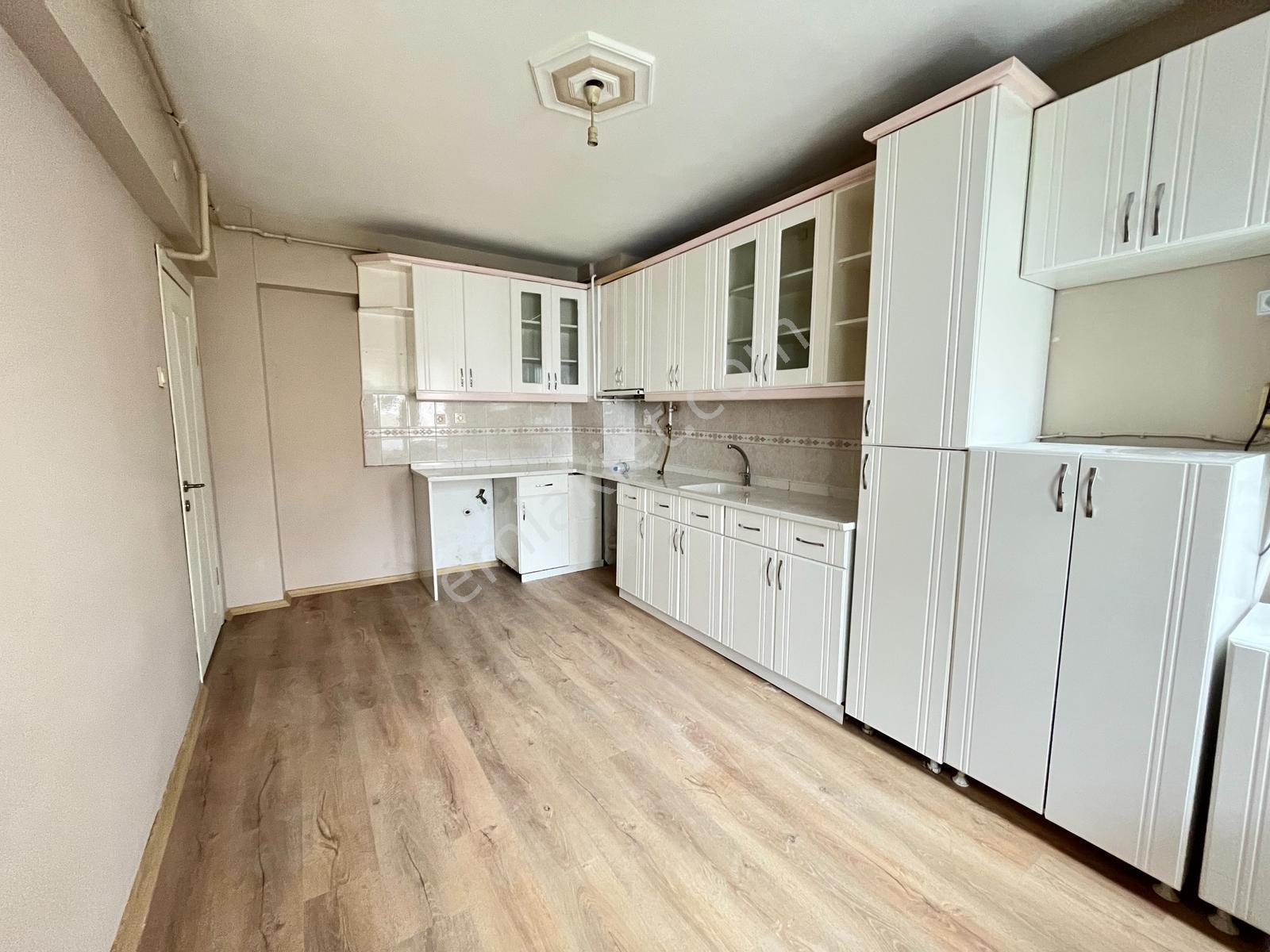 Sevinç'ten Paşabayırda Tarım Kredi Yanı Geniş 2+1 Kiralık Daire - Görsel 33