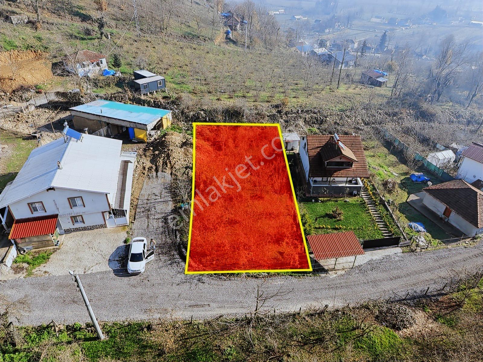 Emlak Evim - Düzce Gölyaka Yazlık Mah. 514 M² İmarlı Arsa Acil