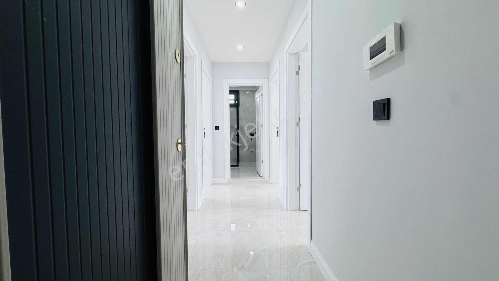 Bağlarbaşı Mah. Tuzla Cad. Yakını 2+1 95m2 Lüks Arakat - Görsel 19