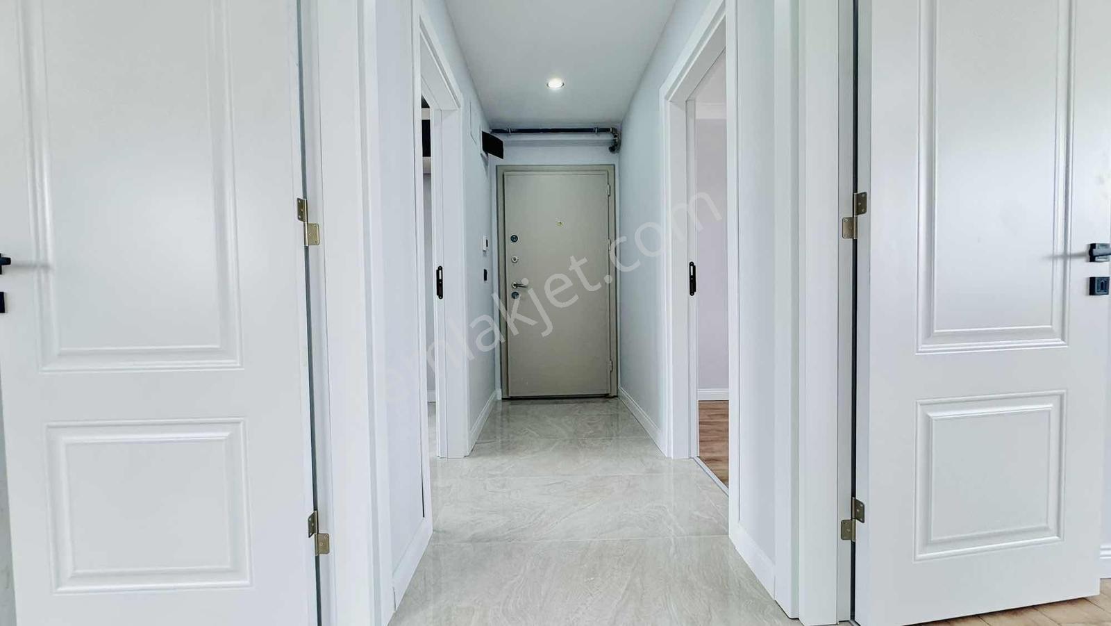 Bağlarbaşı Mah. Tuzla Cad. Yakını 2+1 95m2 Lüks Arakat - Görsel 14