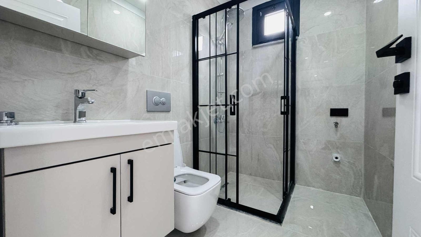 Bağlarbaşı Mah. Tuzla Cad. Yakını 2+1 95m2 Lüks Arakat - Görsel 20