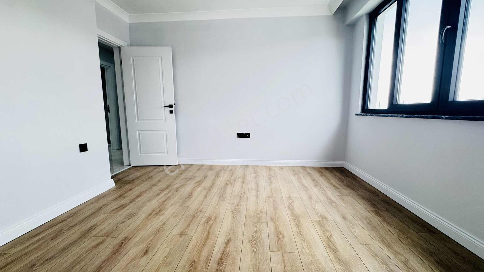 Bağlarbaşı Mah. Tuzla Cad. Yakını 2+1 95m2 Lüks Arakat - Görsel 4