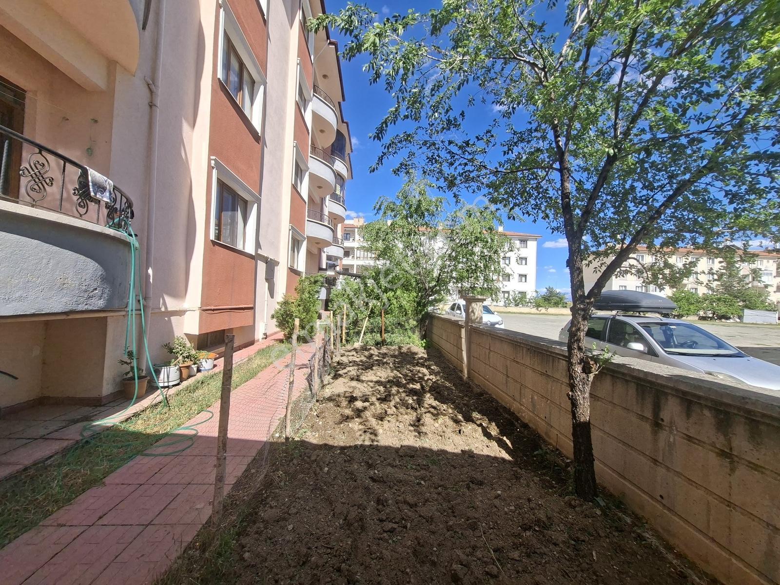 Remax Dem'den Akşemsettin Mah 3+1 Ara Kat Satılık Fırsat Daire - Görsel 28