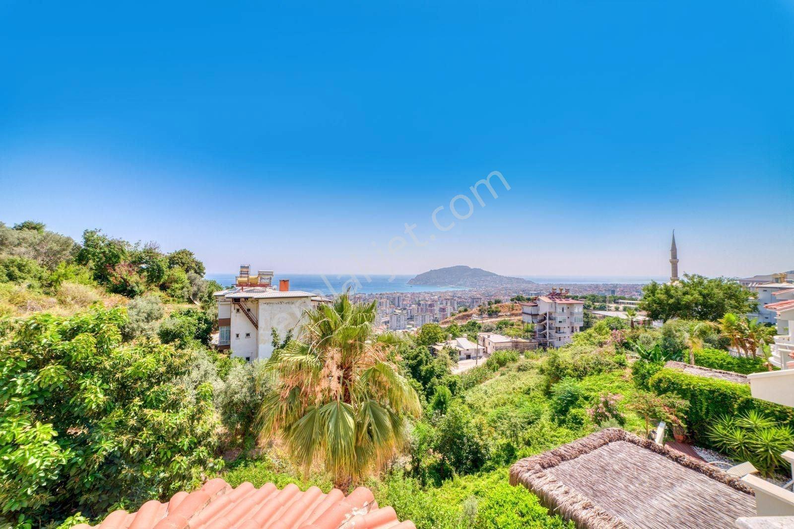 Alanya Cikcilli’de Full Deniz & Kale Manzaralı Özel Havuzlu Muhteşem 3+1 Villa - Görsel 23