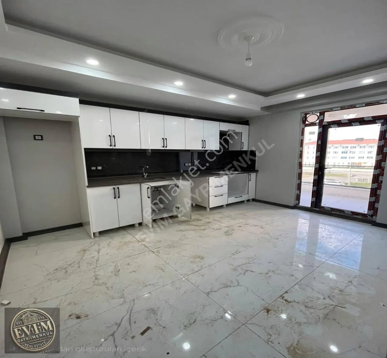 Fatih Mah. Adalet Sarayı Arkası Ön Cephe 2+1 126m2 Satılık Daire - Görsel 26