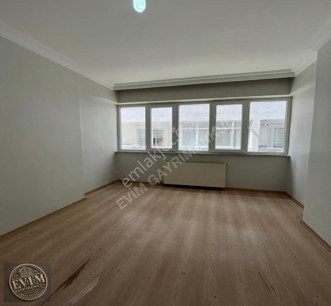 Fevzipaşa Mah.merkezi Konumda Cambalkonl 2+1 136m² Kiralık Daire - Görsel 14