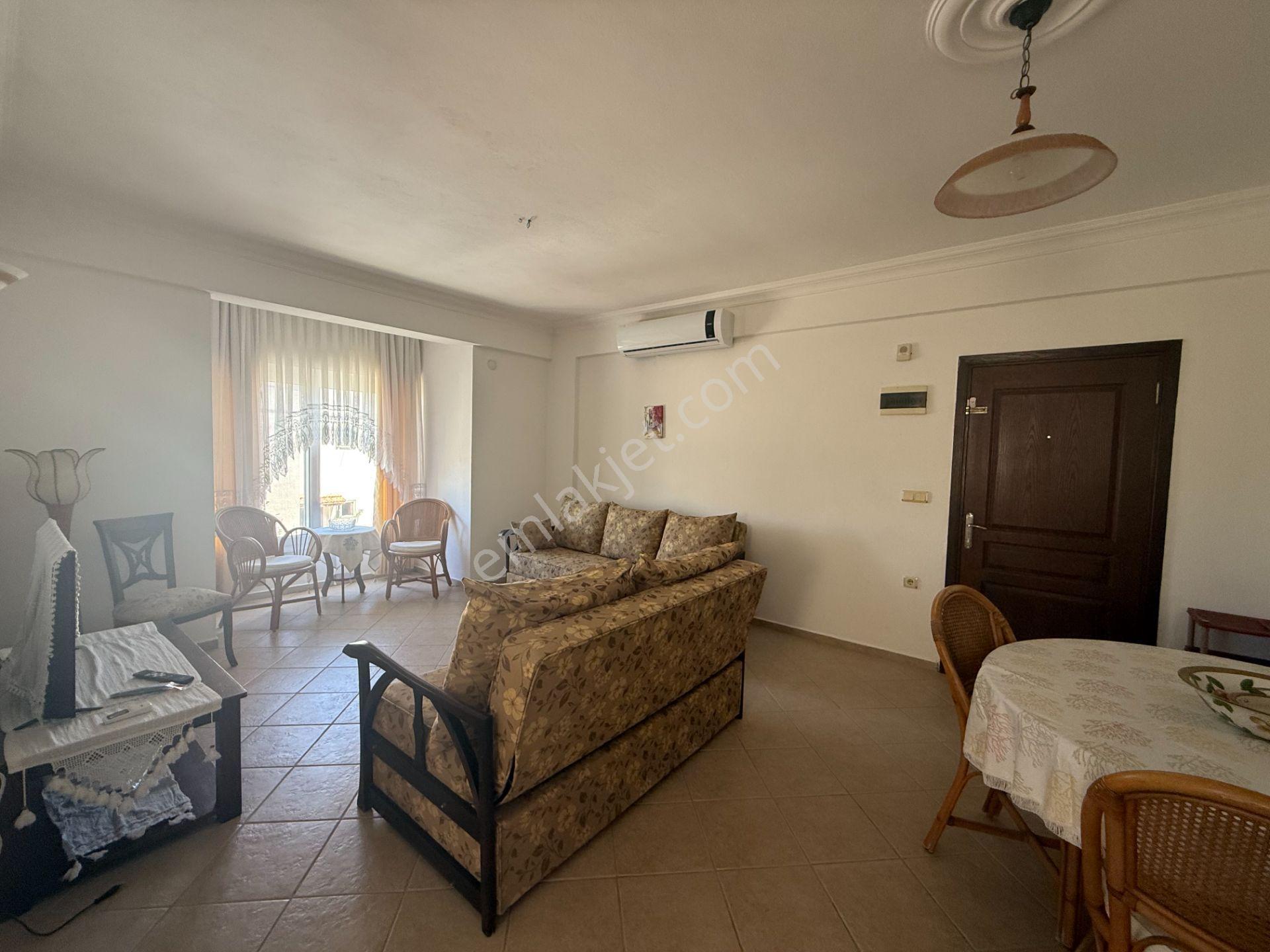 Cemal Emlak'tan Bodrum Turgutreis Merkezde Eşyalı Kiralık 2+1 Orta Kat Daire - Görsel 11