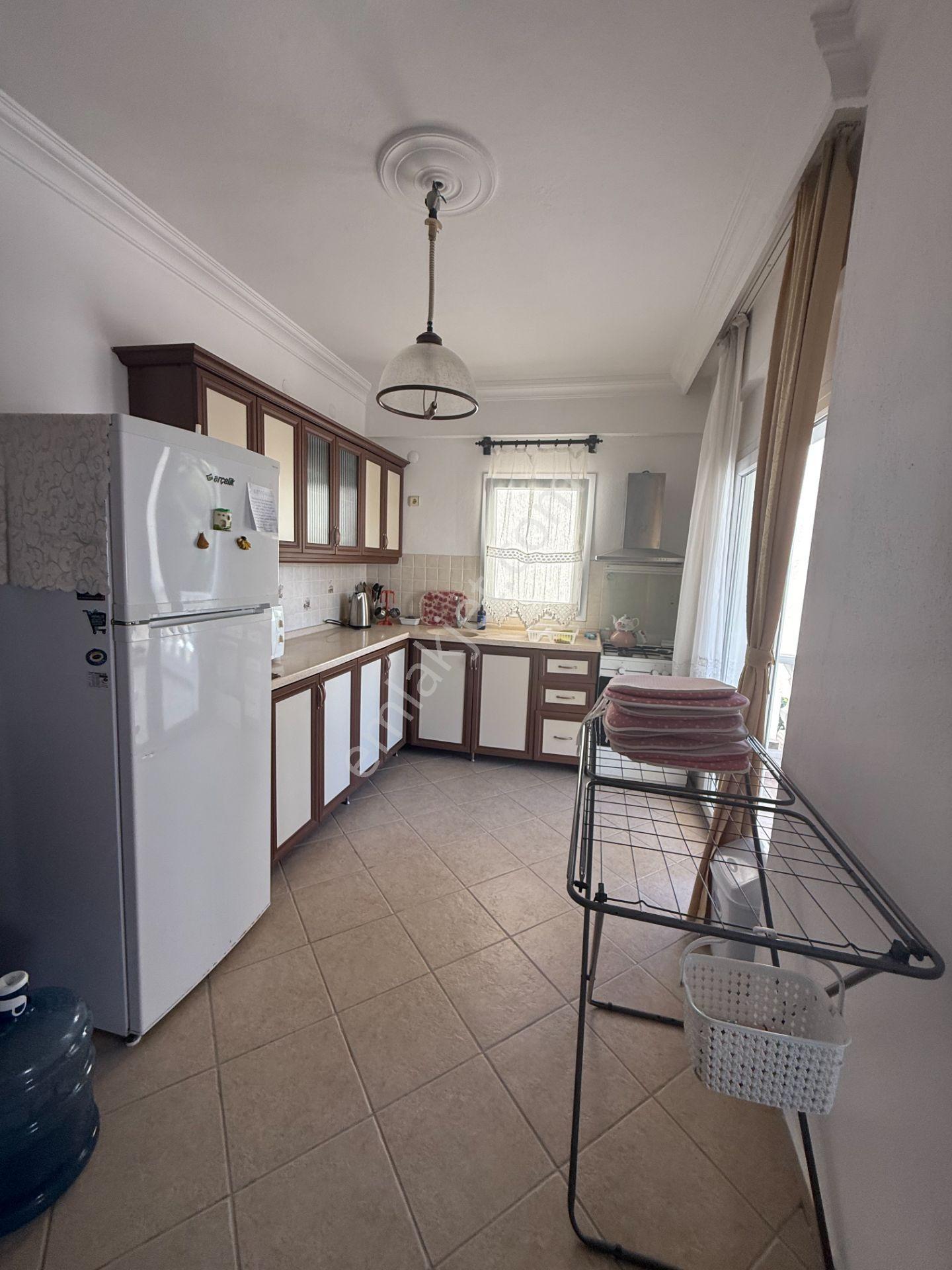 Cemal Emlak'tan Bodrum Turgutreis Merkezde Eşyalı Kiralık 2+1 Orta Kat Daire - Görsel 10