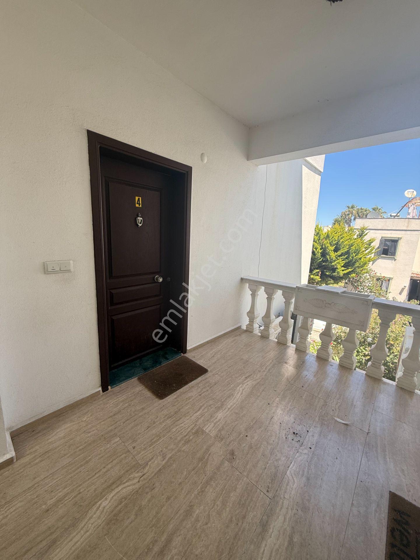 Cemal Emlak'tan Bodrum Turgutreis Merkezde Eşyalı Kiralık 2+1 Orta Kat Daire - Görsel 24