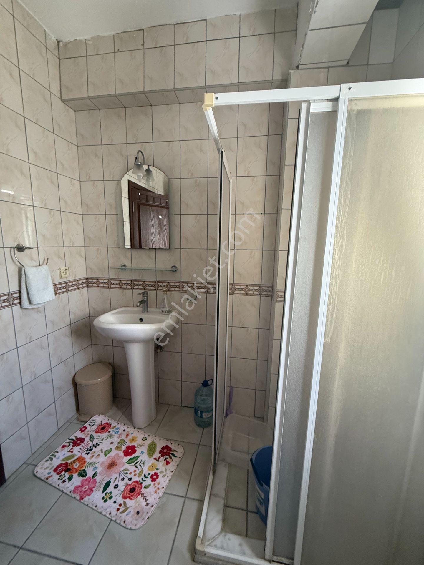 Cemal Emlak'tan Bodrum Turgutreis Merkezde Eşyalı Kiralık 2+1 Orta Kat Daire - Görsel 16