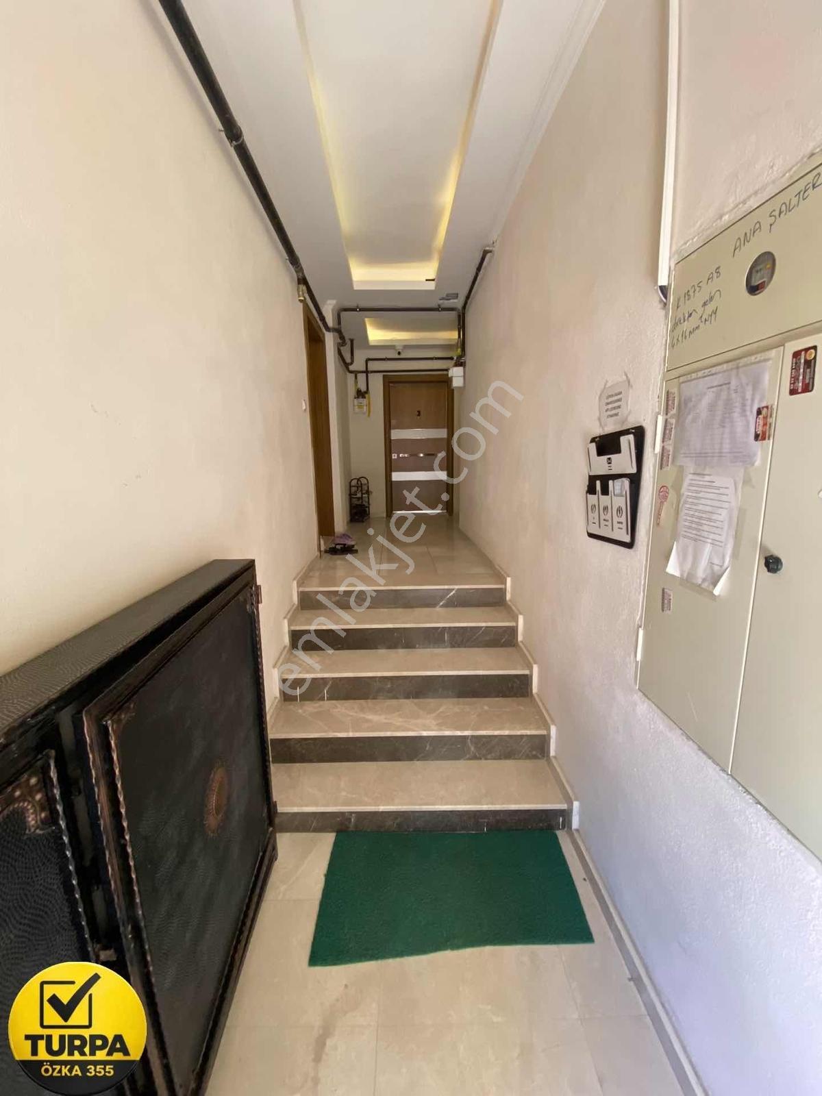 Çiğlide Net 150 M² Dev Teraslı Kiralık Dubleks - Görsel 8