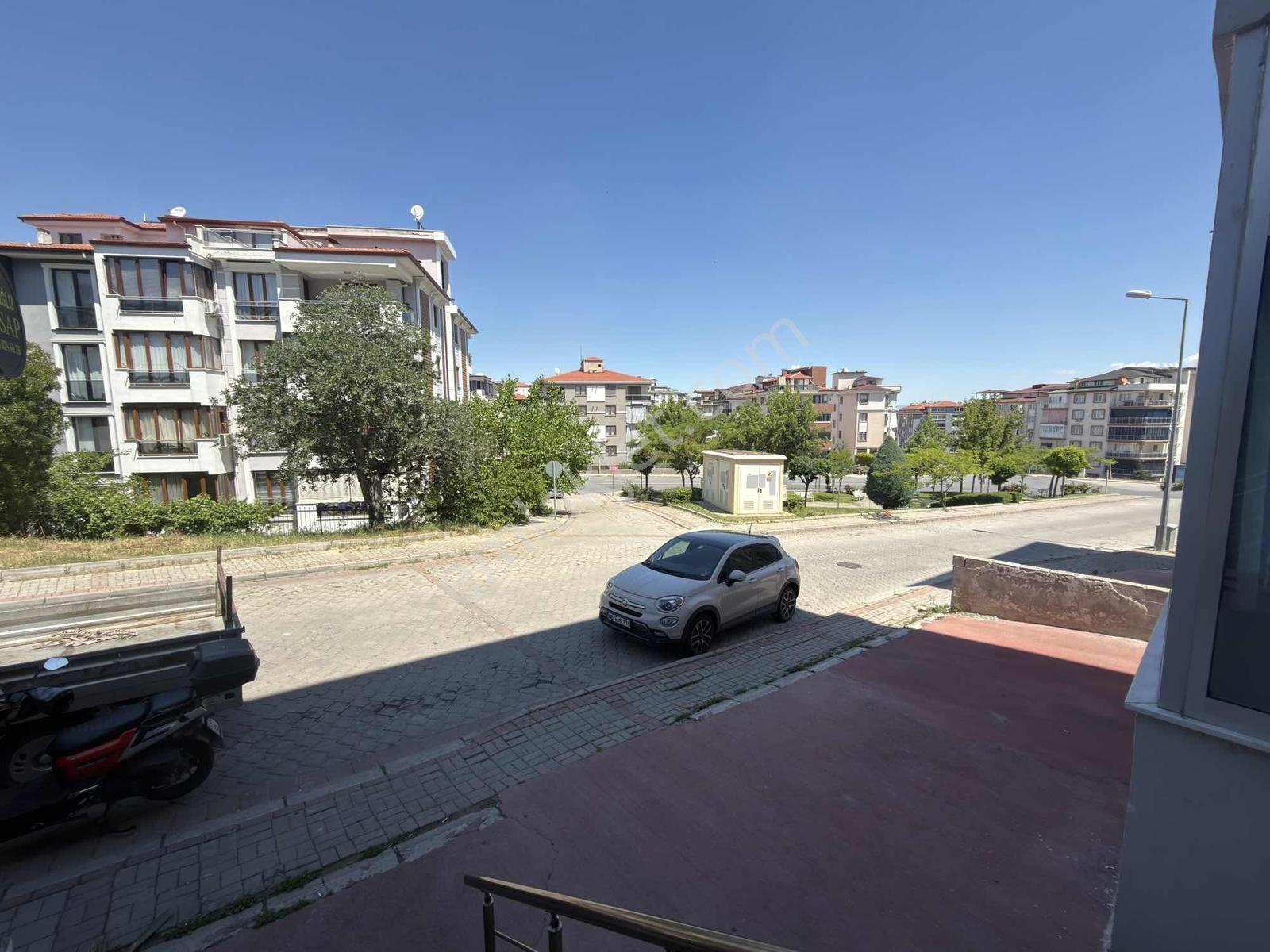 Çakmak'ta Cadde Üstü Kiralık Önü Açık İş Yerimiz - Görsel 11