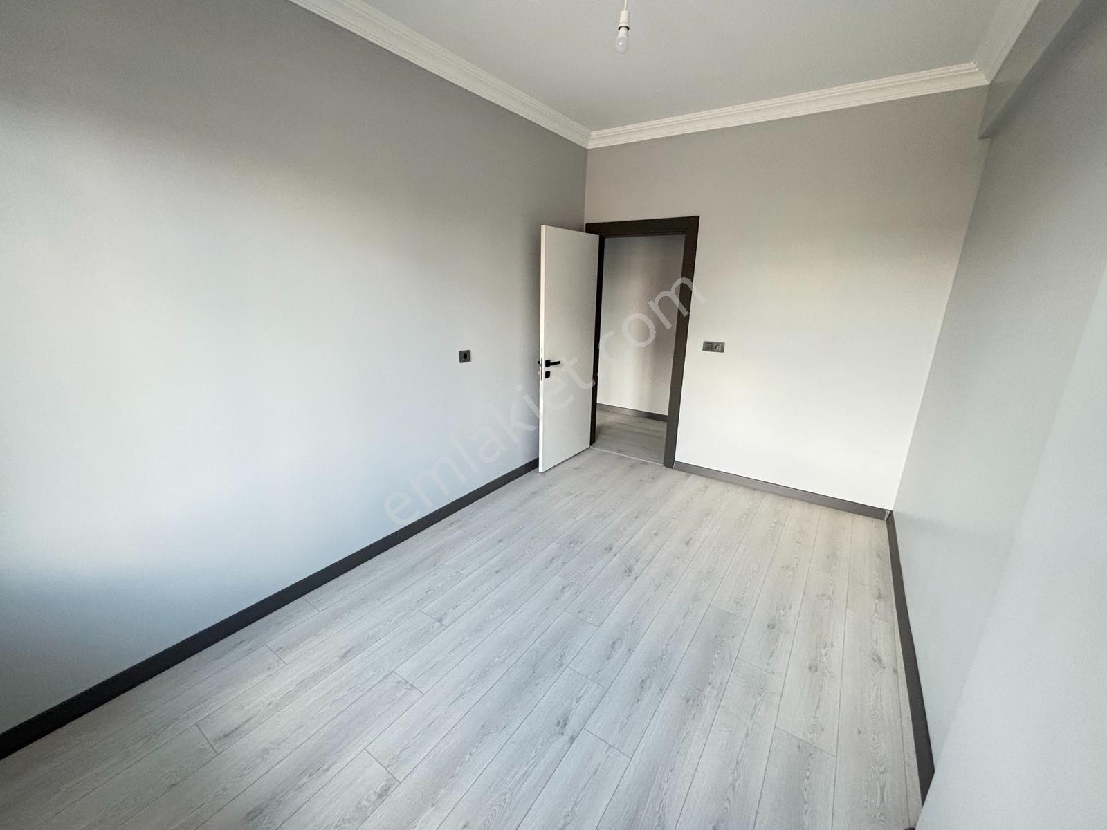 Kartepe Emekevler Satılık Sıfır 2+1 Giriş Kat Daire - Görsel 13