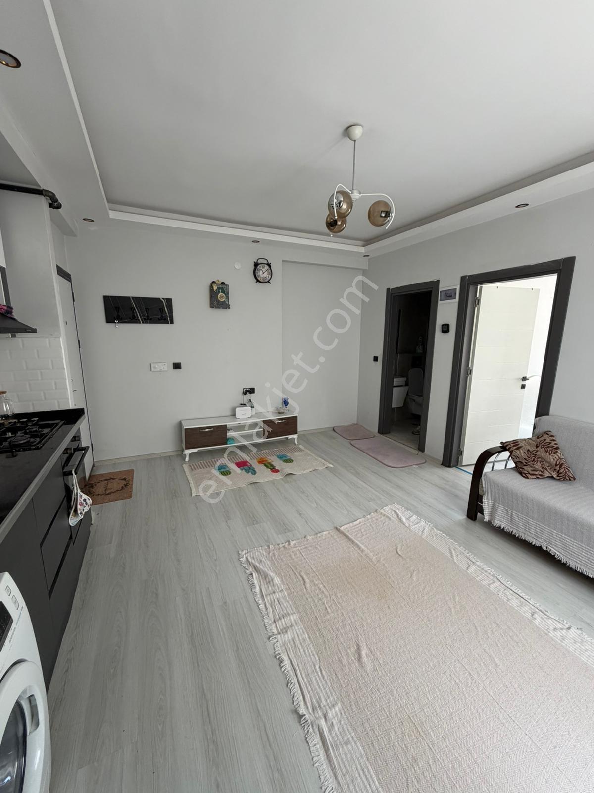 Umut Emlak'tan Şehir Merkezinde Satılık 1+1 Eşyalı Daire - Görsel 4