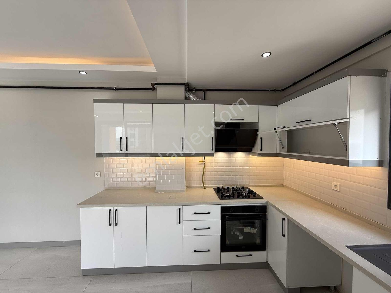 Uygan'dan Muratbey Mah. 190m² 3+1 Havuz & Güvenlik & Çoçuk Parkı - Görsel 9
