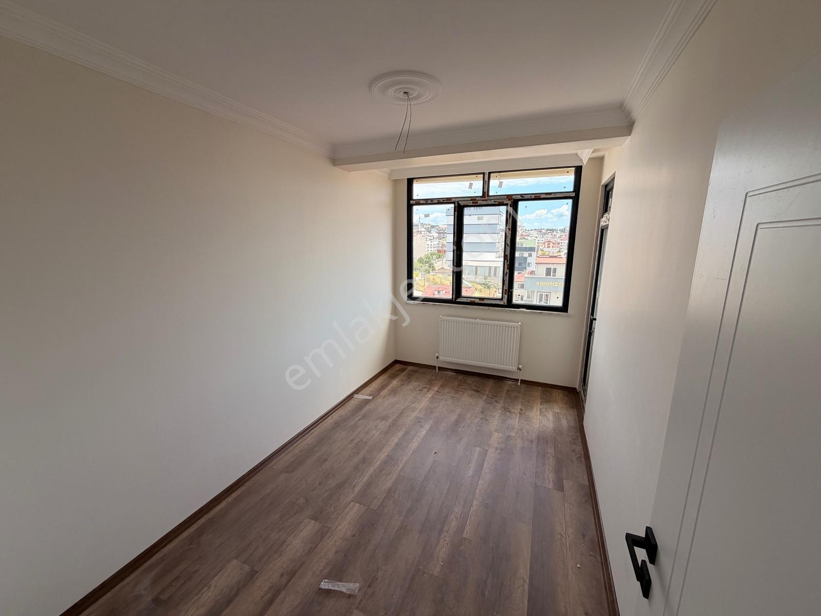 Kovaeli Çayırova Emek Mahallesinde Satılık 4+1 Çatı Dübleksi - Görsel 4