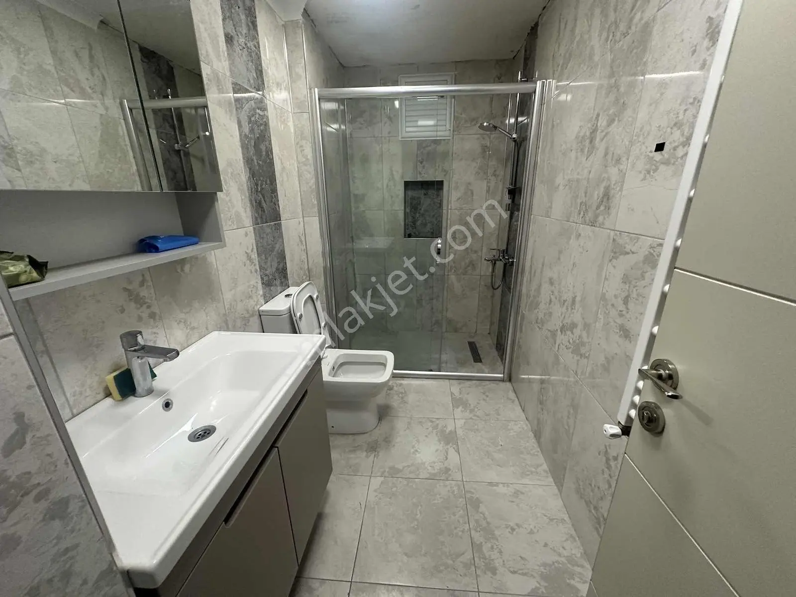 Ulus Rezidans Kiralık 2+1 Ara Kat Güney Cephe Daire - Görsel 12