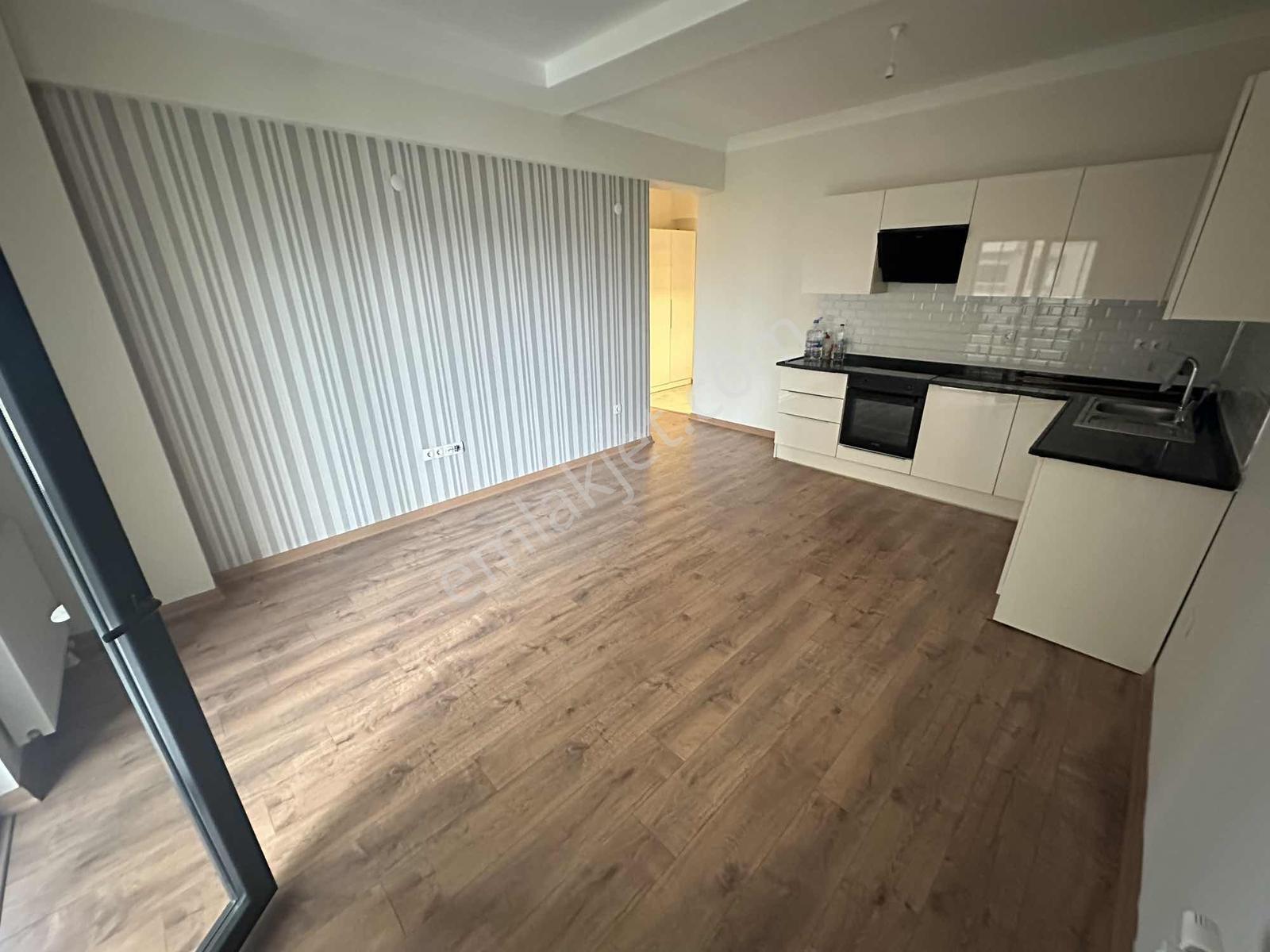 Ulus Rezidans Kiralık 2+1 Ara Kat Güney Cephe Daire - Görsel 3