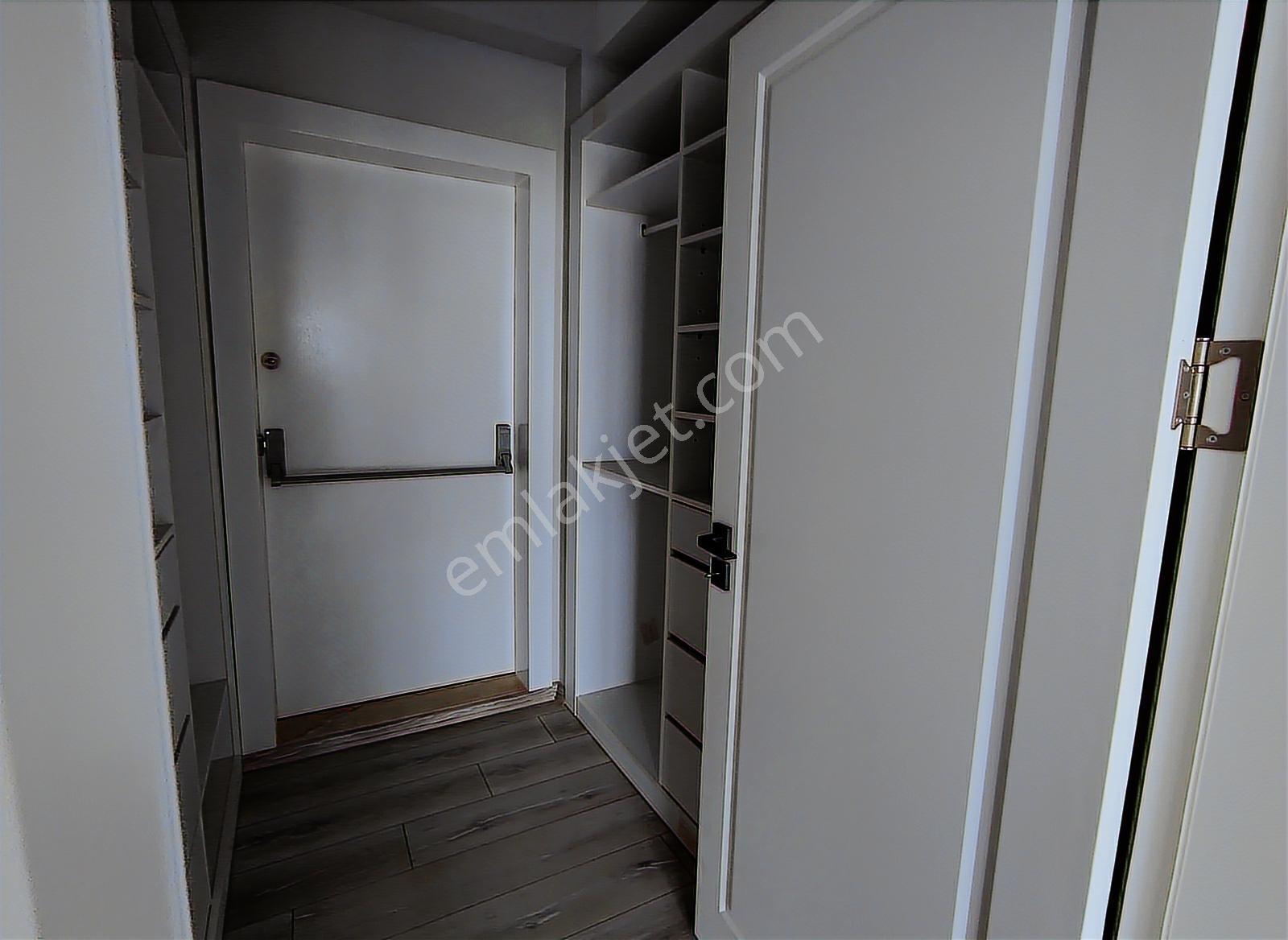 Truva//uğur Gök; Brüt 165 M² , Leb-i Derya Manzara - Görsel 16