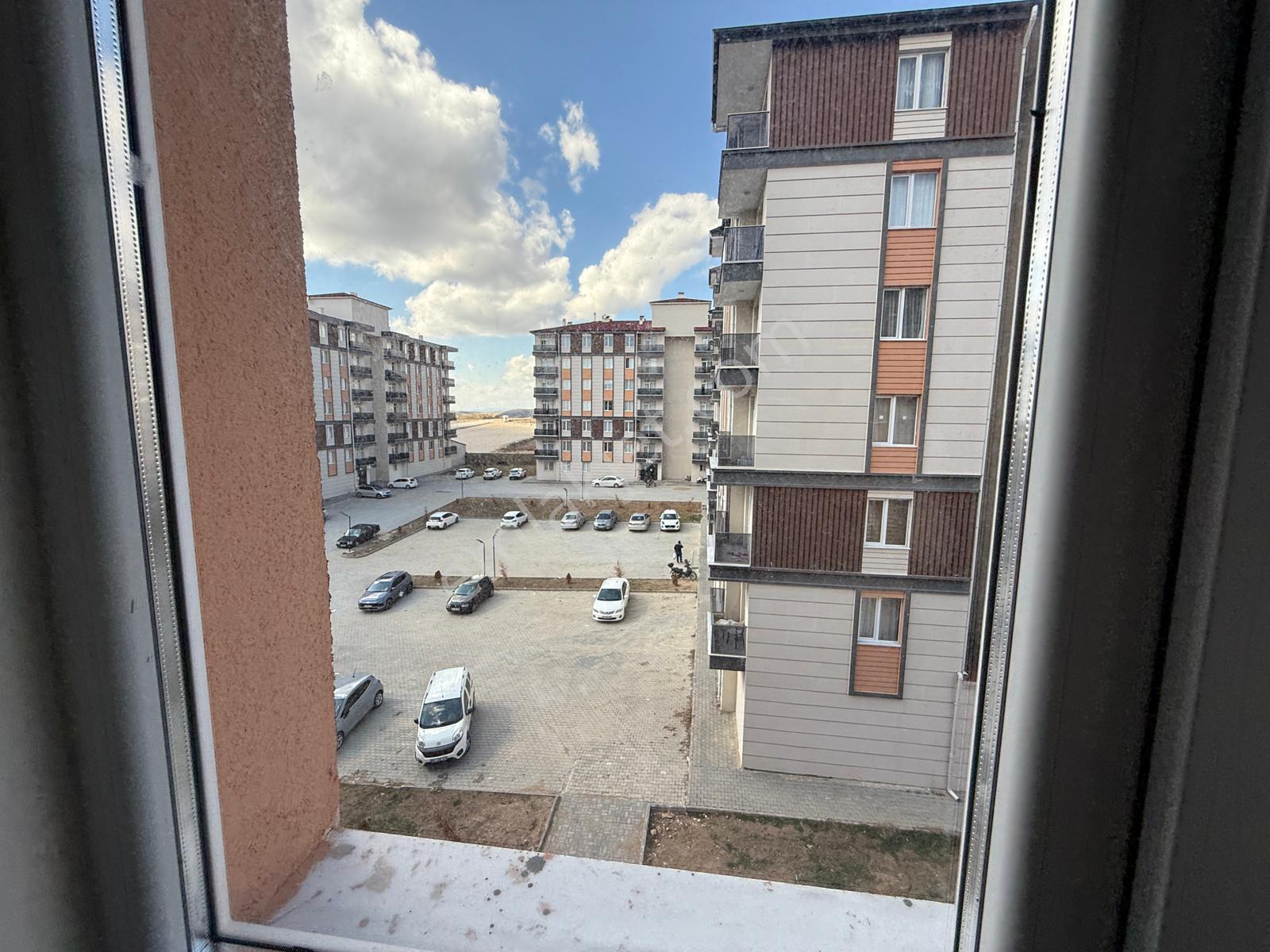 Unıworld Sitesinde 2+1 Eşyalı -- Kiracılı Satılık -- Burcu Emlak - Görsel 9