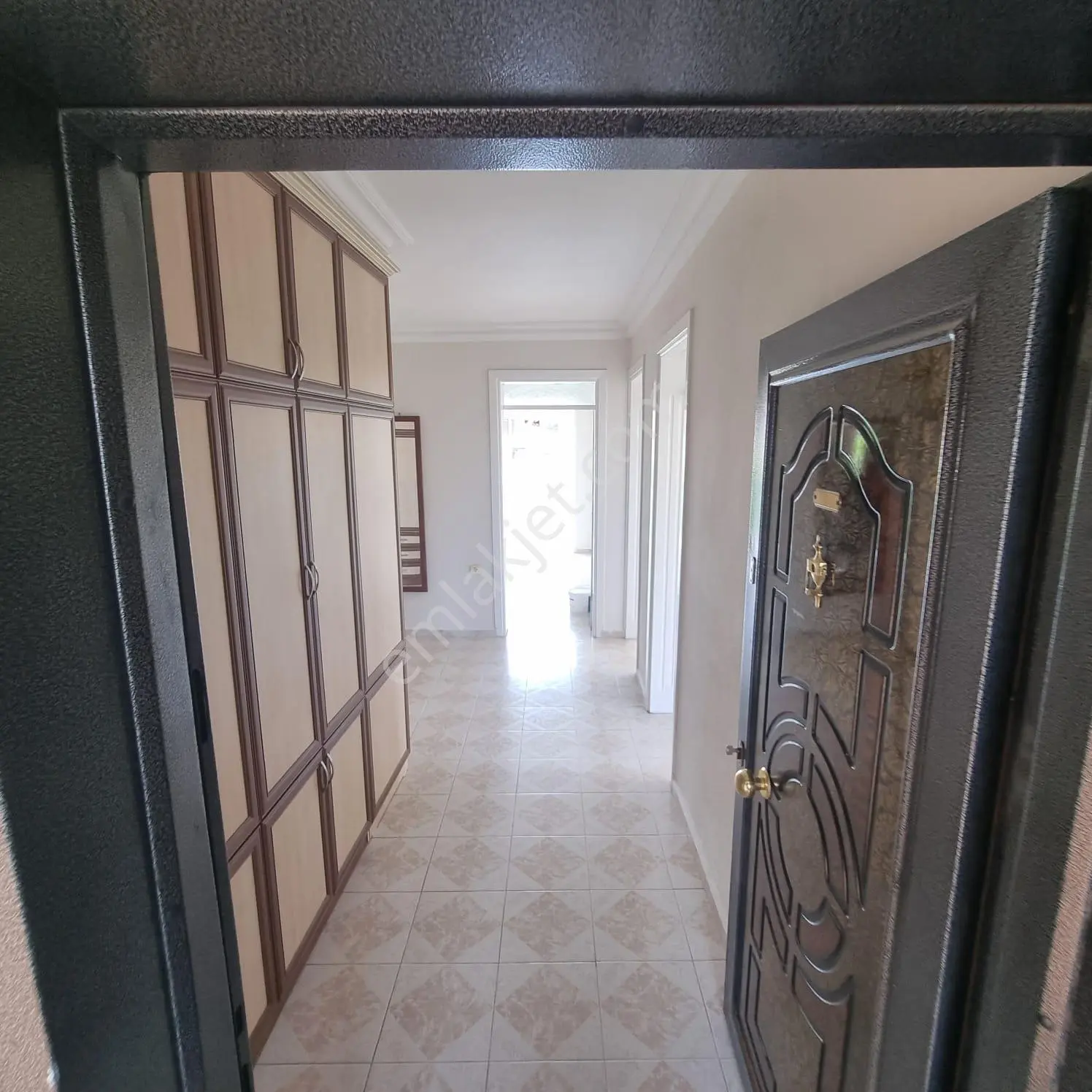 Gelişim'de Kiralık 3+1 Geniş Ara Kat Kapalı Mutfak Daire - Görsel 3