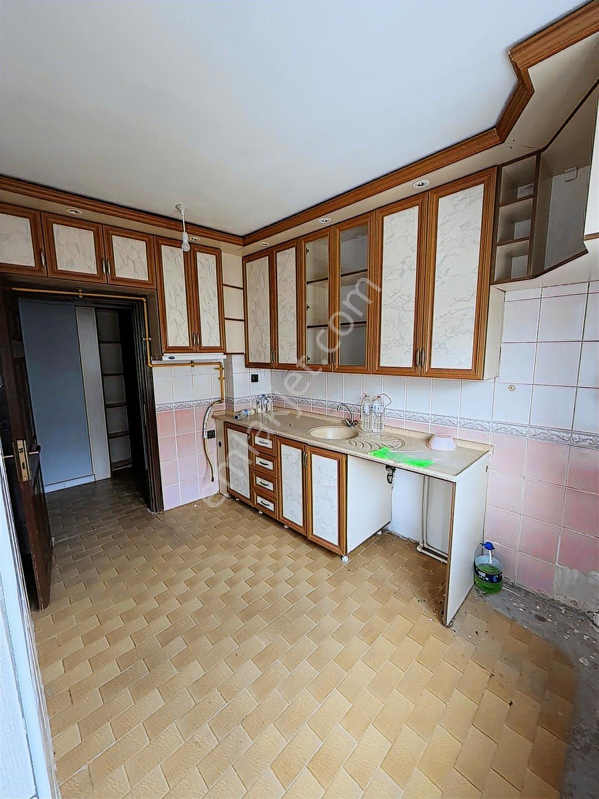 Mes Emlak'tan Çankırı Lisesi Yanı Kiralık Daire - Görsel 22