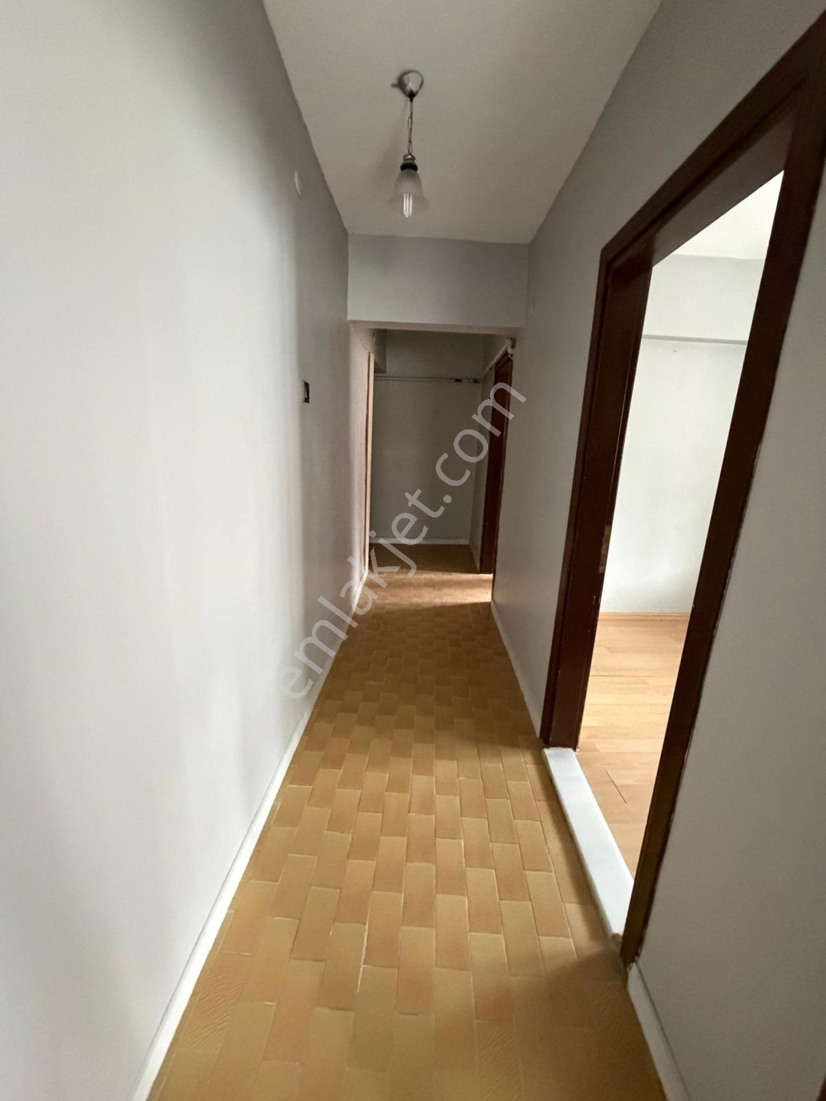 Mes Emlak'tan Çankırı Lisesi Yanı Kiralık Daire - Görsel 16