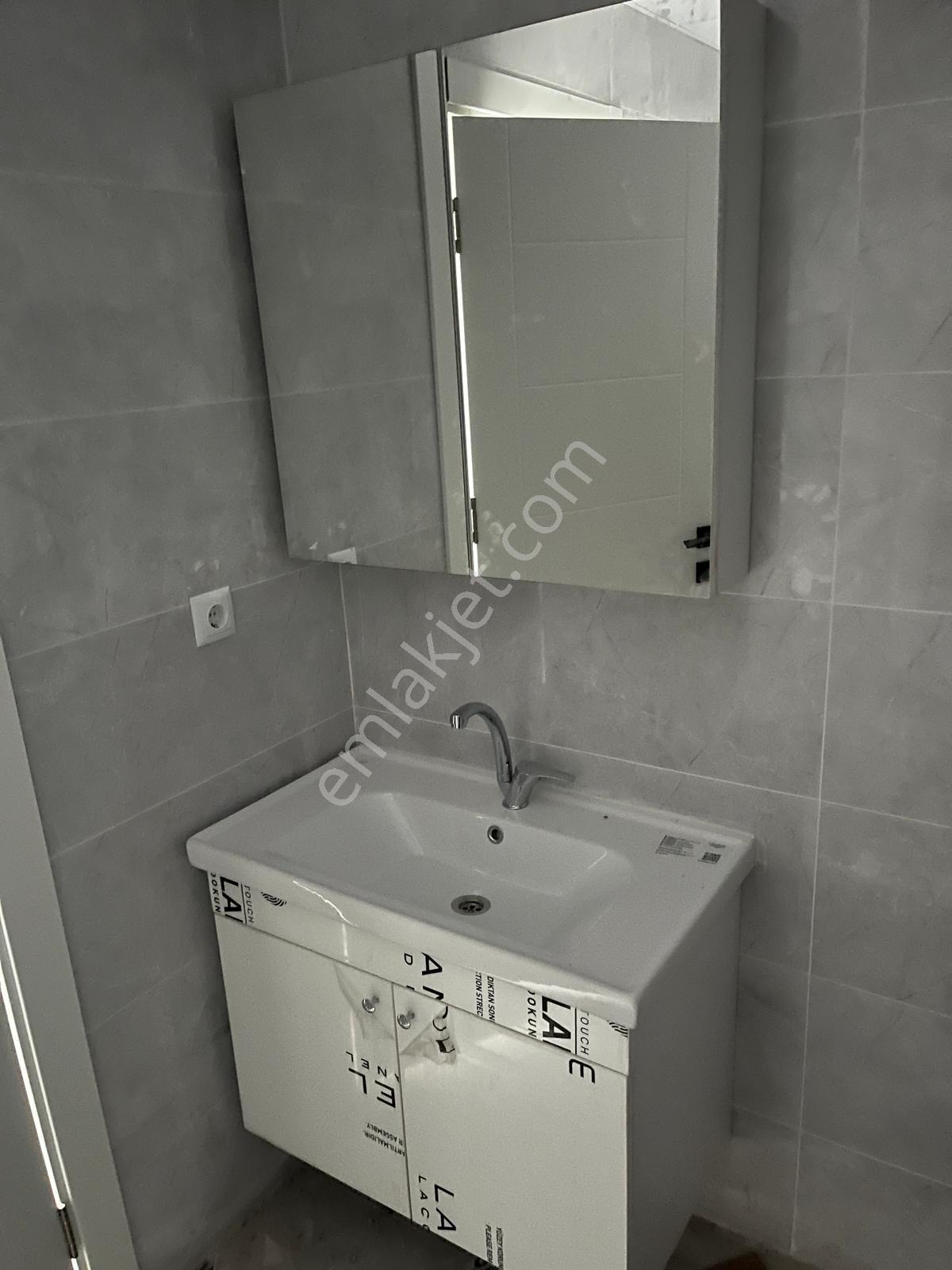 Büyükkolpınar'da Geniş Sıfır 2+1 Salon Mutfak Ayrı Kiralık Daire - Görsel 29