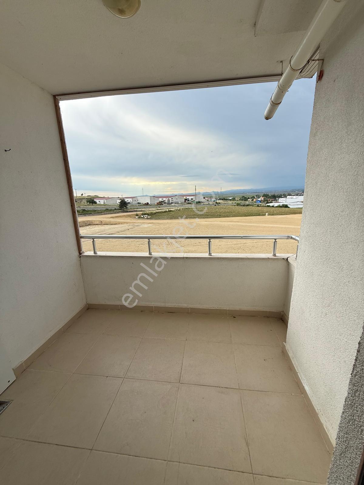 Ege Emlak'tan İpsala Toki Konutlarında Yüksek Giriş 2+1 Kiralık - Görsel 3