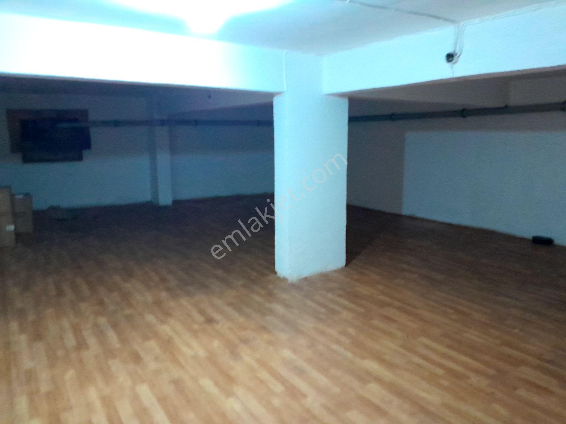 Kuşadası Tam Merkezde Satılık Köşe Dükkan - Görsel 18