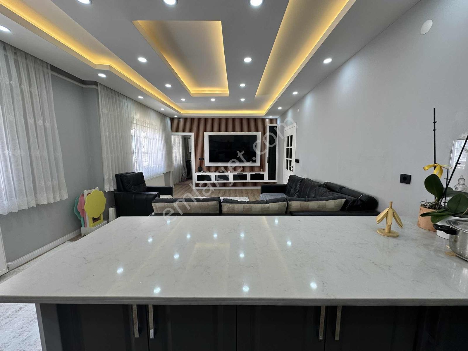 Mabelden Fırsat Fiyatlı Özel Tasarım Geniş İçi Full Yapılı Daire