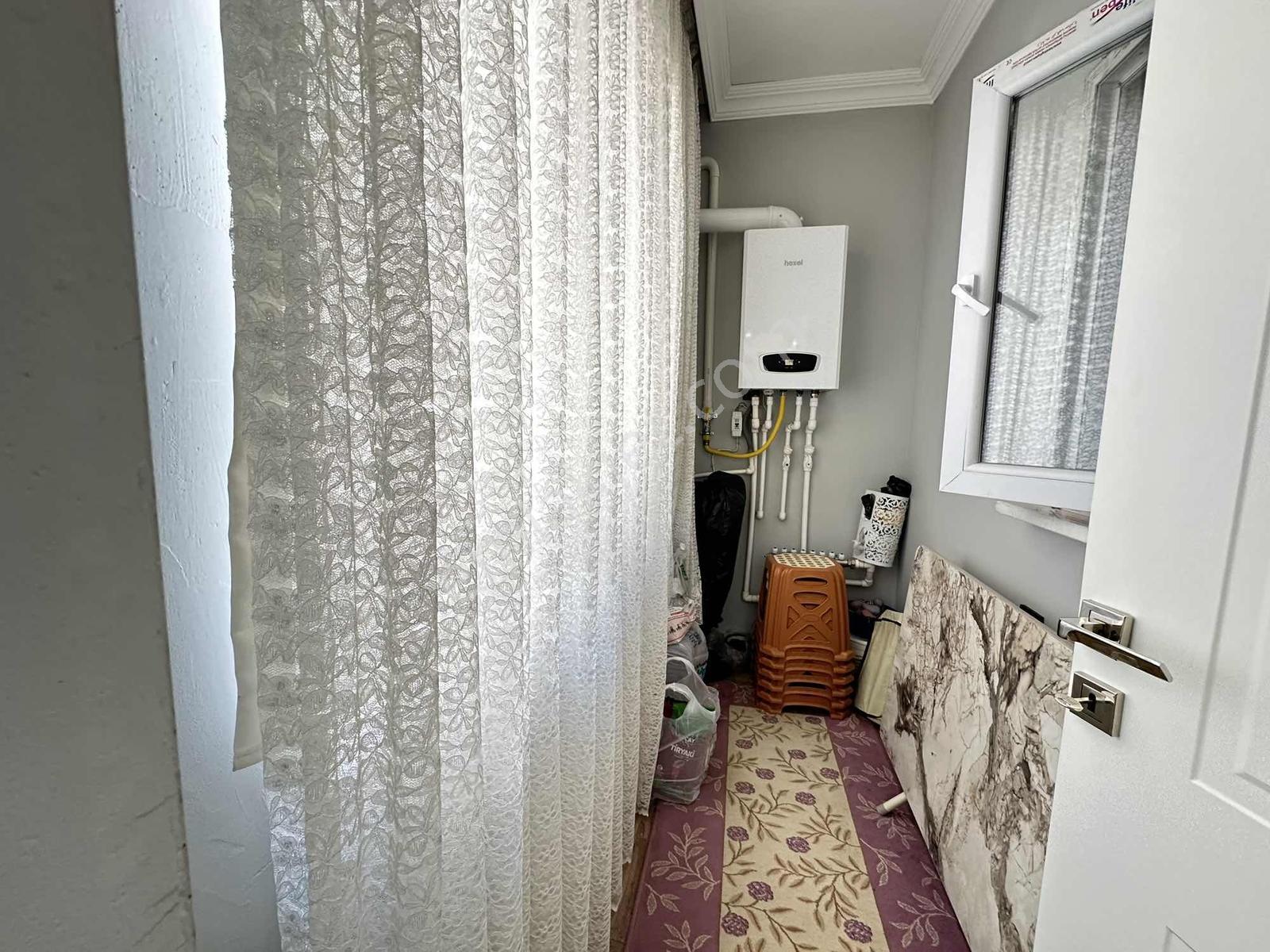 Mabelden Fırsat Fiyatlı Özel Tasarım Geniş İçi Full Yapılı Daire - Görsel 4