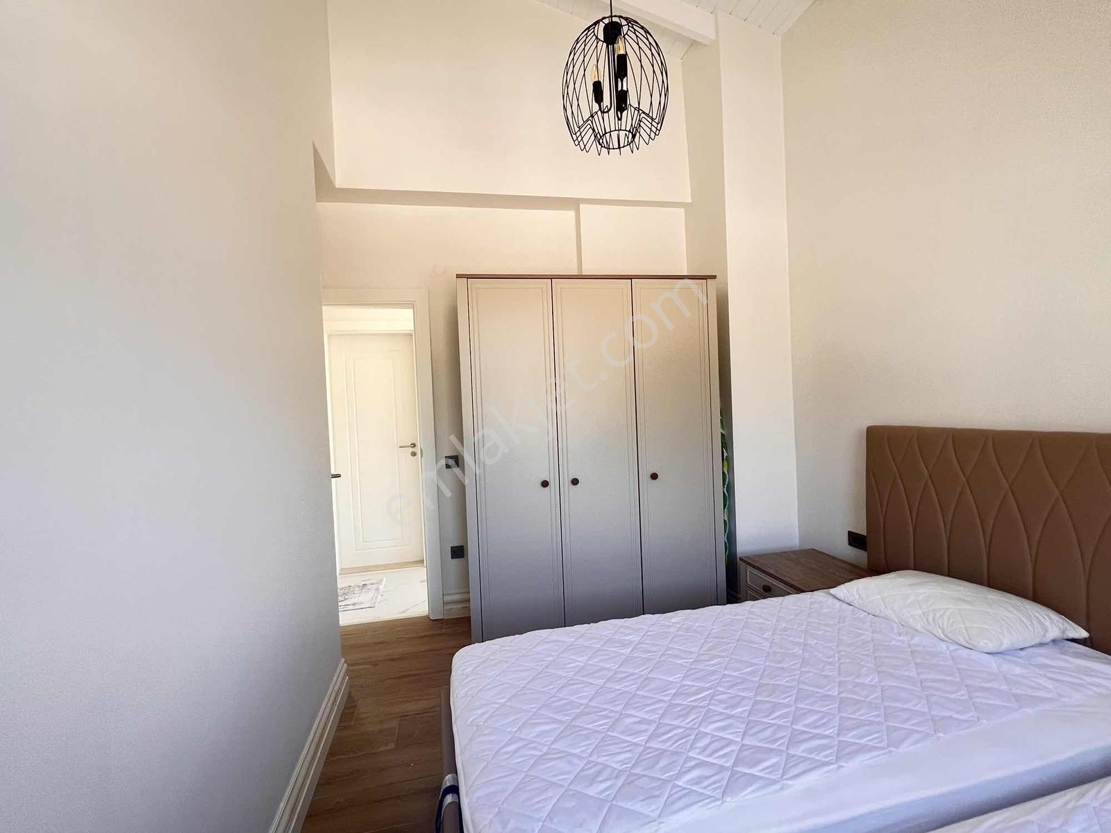 Çeşme Reisdere'de 4+1 Özel Havuzlu Müstakil Kiralık Villa - Görsel 24