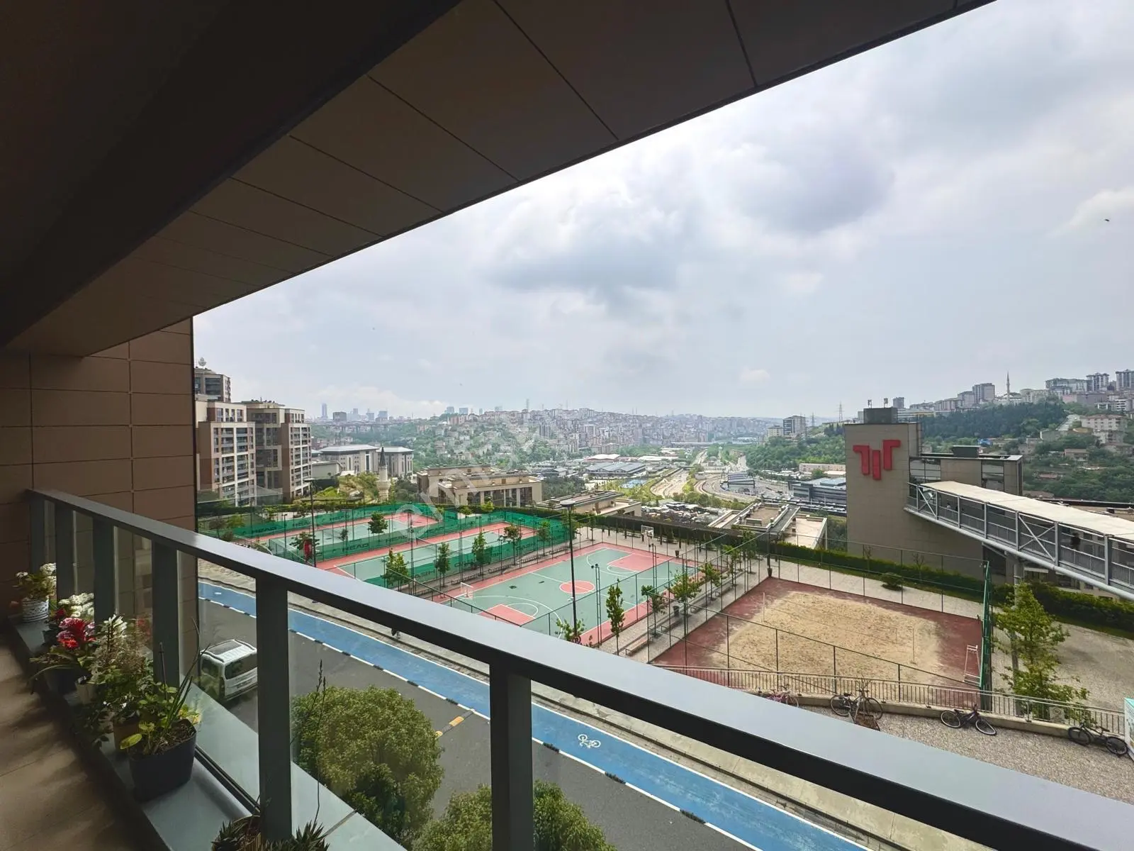 5. Levent Torunlar'da Modern, Manzaralı, Geniş 4+1 Daire