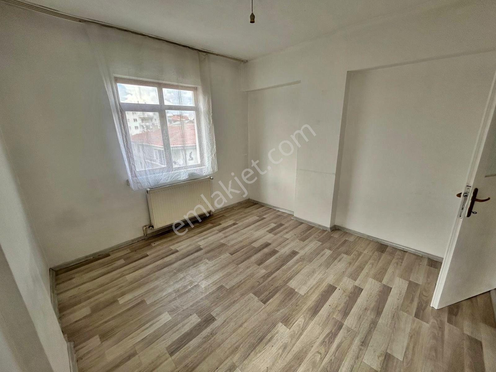 Şirintepe Mah.hocalı Cadde Yakını Arakat/110²ön Cephe 3+1 Daire. - Görsel 16