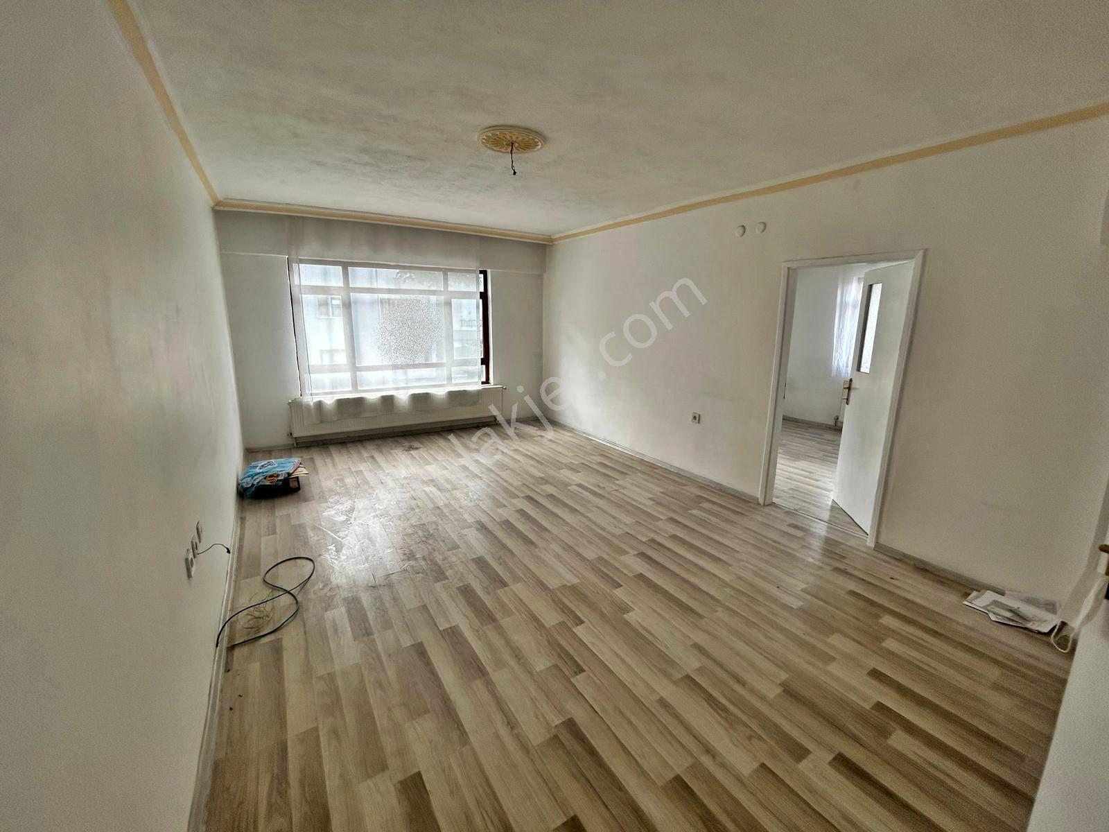 Şirintepe Mah.hocalı Cadde Yakını Arakat/110²ön Cephe 3+1 Daire. - Görsel 12