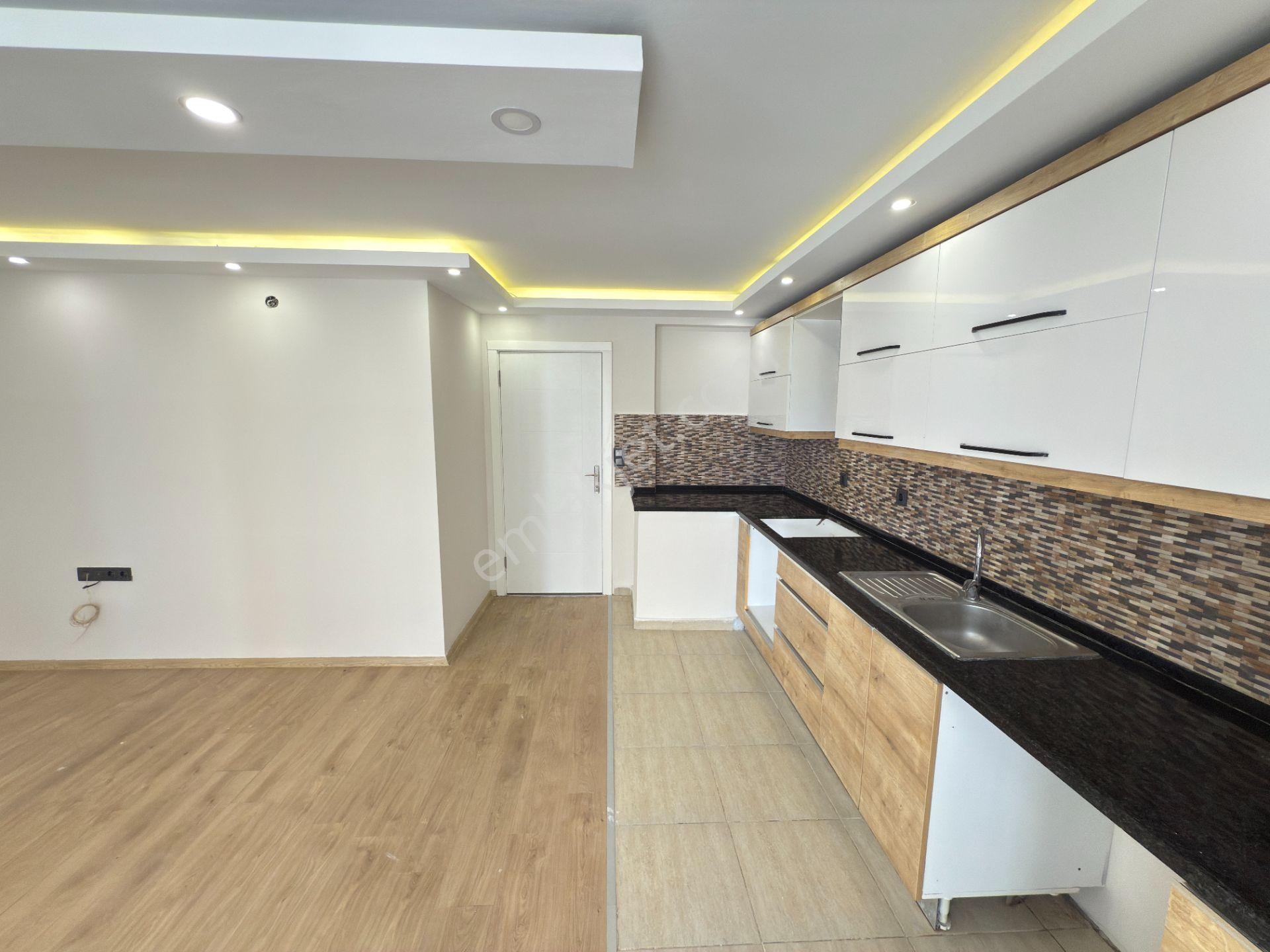 Kuşadası İkiçeşmelikte Merkezi Konumda 3+1 Daire! - Görsel 15